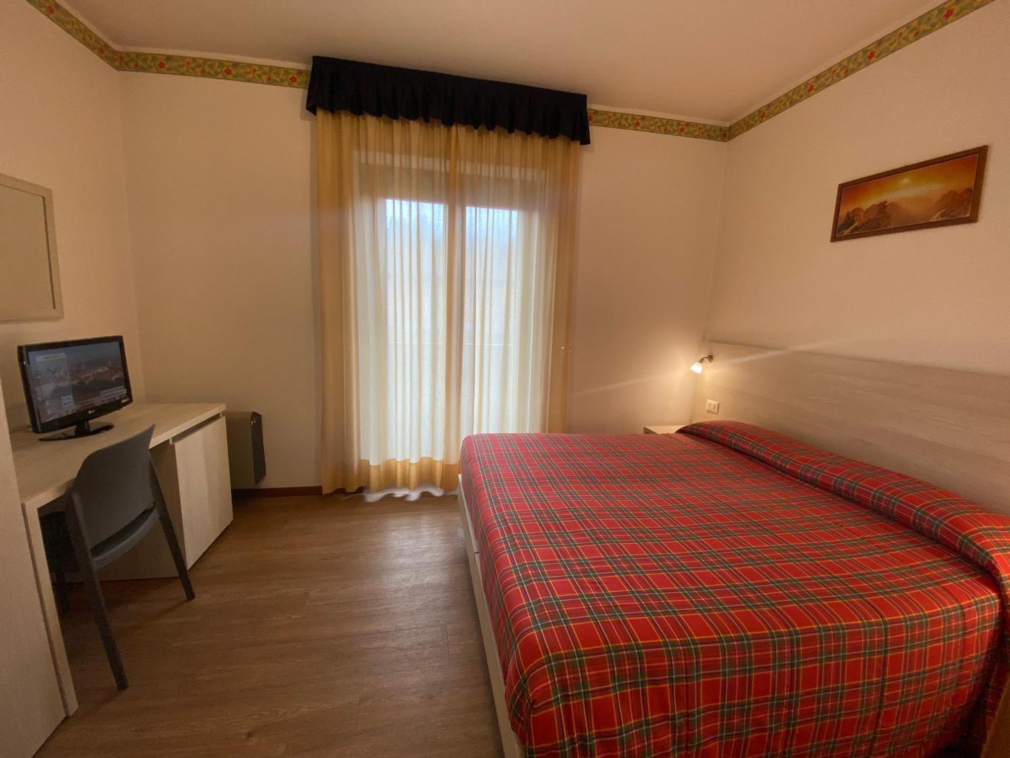 Hotel International تارفيسيو المظهر الخارجي الصورة